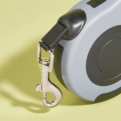QuickWalk™ Retractable Leash – Dual Size, Safe Control